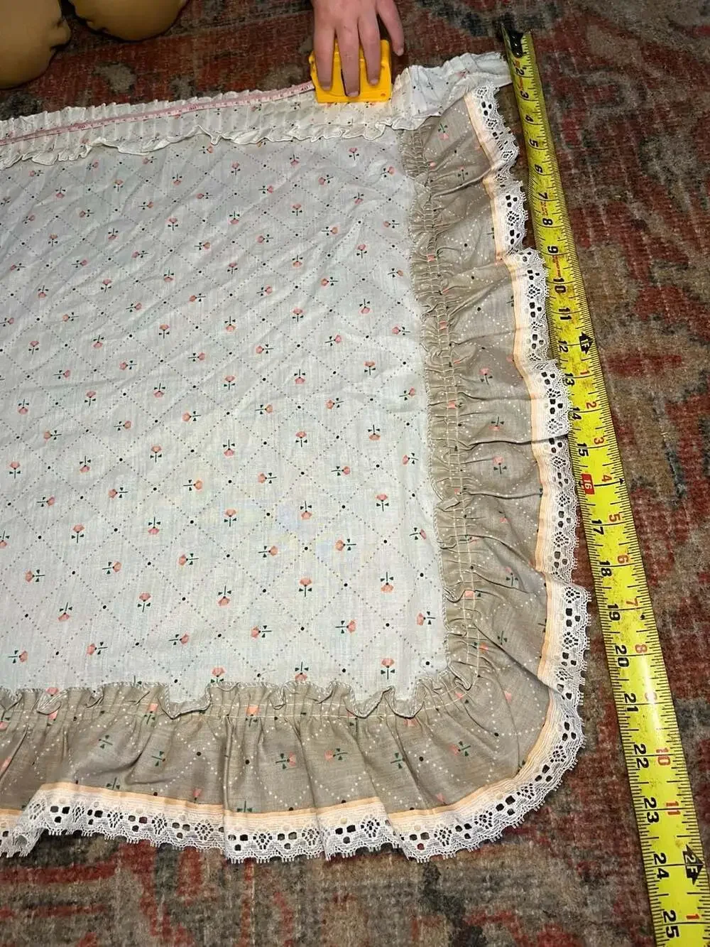 Unbranded pair vintage